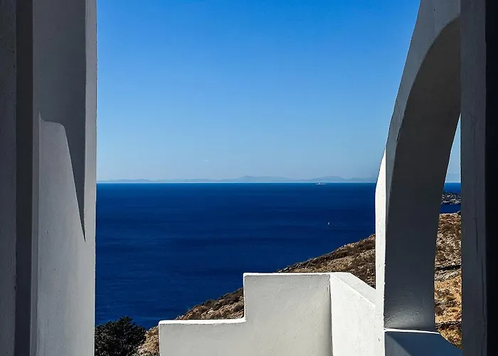 Andros Seaview Ξενοδοχείο *