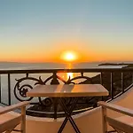 Andros Seaview ホテル *