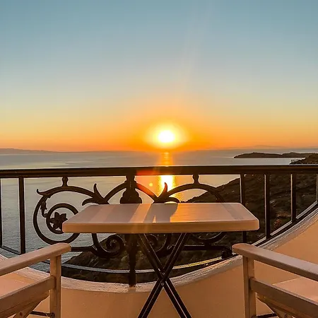Andros Seaview Hotell *