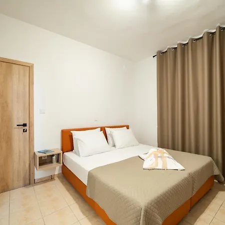 Andros Seaview Hotell *