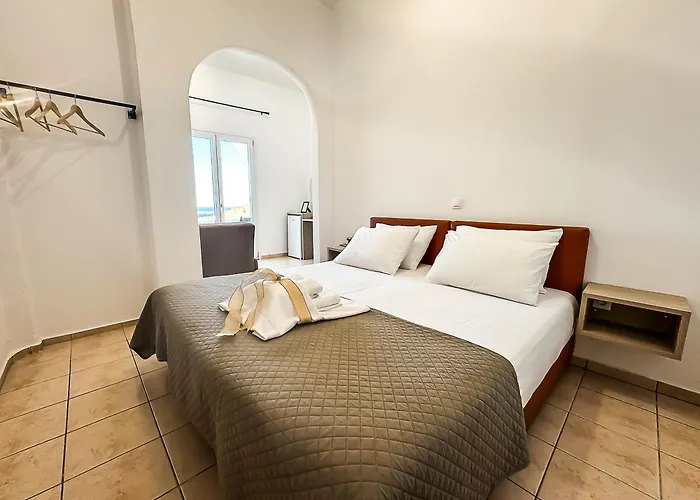 Andros Seaview * Batsi